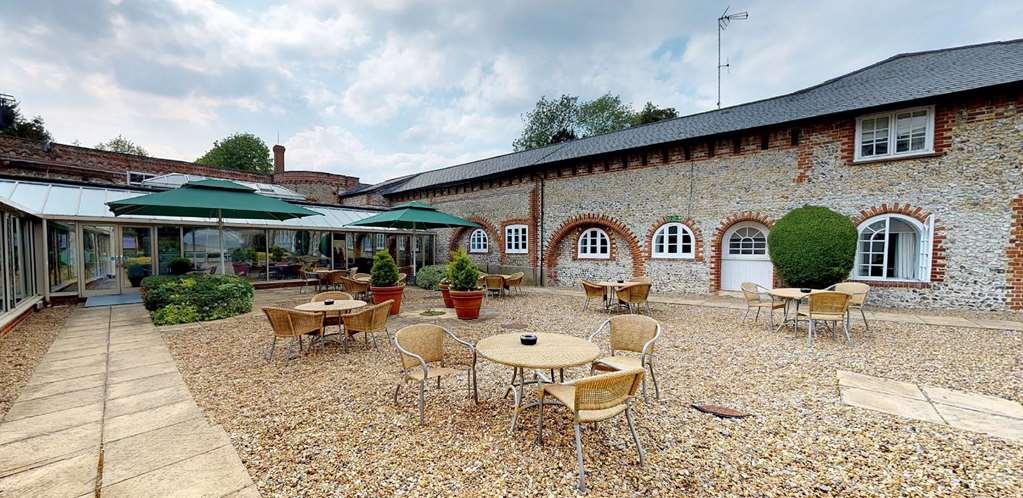 De Vere Horsley Estate East Horsley Exterior photo